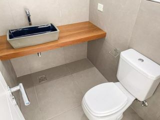 Foto 9 de Venta Excelente Casa  con Bajada Directa Al Rio San Juan Villanueva Tigre