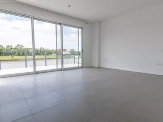 Foto 19 de Venta Excelente Casa  con Bajada Directa Al Rio San Juan Villanueva Tigre