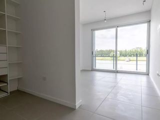Foto 13 de Venta Excelente Casa  con Bajada Directa Al Rio San Juan Villanueva Tigre