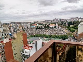 Foto 9 de Venta Departamento 5 Ambientes Dependencias Cochera Baulera en Recoleta