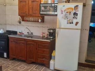 Foto 7 de Casa en venta - 4 Dormitorios 2 Baños - Cochera - 400Mts2 - Las Toninas
