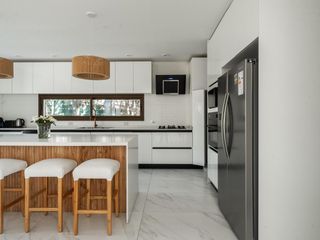 Foto 4 de CASA VENTA  COSTA ESMERALDA MARÍTIMO III 6549