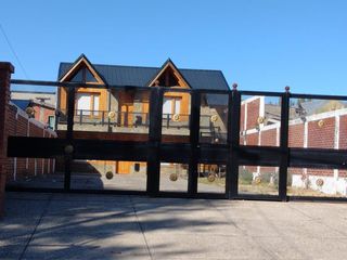 Foto 1 de Dúplex en venta - 2 Dormitorios 2 Baños - 320Mts2 - San Martín de Los Andes