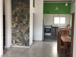 Foto 24 de Casa en venta - 4 Dormitorios 4 Baños - Cocheras - 415Mts2 - Tandil