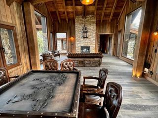 Foto 14 de Casa en venta - 4 Dormitorios 2 Baños - Cocheras - 2.450Mts2 - San Martín de Los Andes