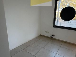 Foto 10 de Oficina en  Alquiler
