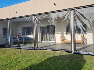 Foto 19 de Casa en venta - 3 Dormitorios 3 Baños - Cocheras - 2.125Mts2 - Poblet, La Plata