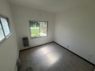 Foto 18 de JOSE INGENIEROS AL 2400 - ALQUILER CASA 2 DORMITORIOS EN FUNES