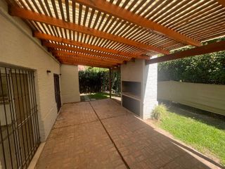 Foto 7 de JOSE INGENIEROS AL 2400 - ALQUILER CASA 2 DORMITORIOS EN FUNES