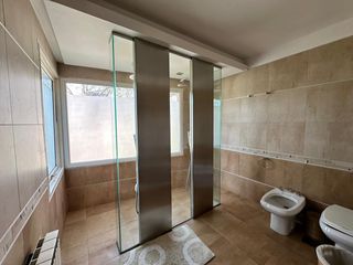 Foto 40 de Casa en  venta cuatro dormitorios, Las Delicias