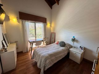 Foto 34 de Casa en  venta cuatro dormitorios, Las Delicias