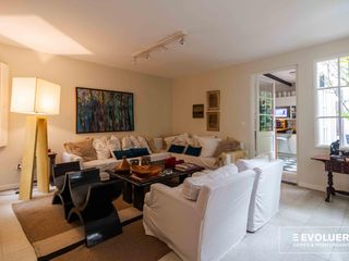Foto 6 de Casa sobre lote propio con capacidad para desarrollar en altura 1.150 m²