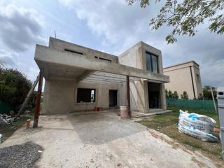 Foto 5 de Casa en Venta, 8 Ambientes, en El Canton Golf, Escobar, GBA Norte