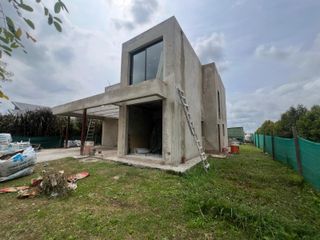 Foto 6 de Casa en Venta, 8 Ambientes, en El Canton Golf, Escobar, GBA Norte
