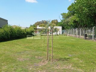 Foto 4 de Lote en venta en Santa Elena, Pilar del Este