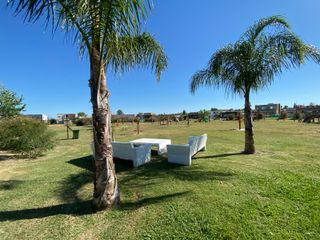 Foto 8 de Lote en venta en Santa Elena, Pilar del Este
