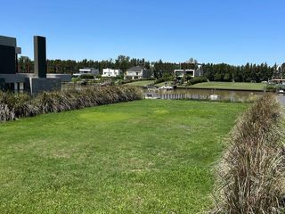 Foto 1 de Terreno en  venta en Barrio San Juan, Tigre
