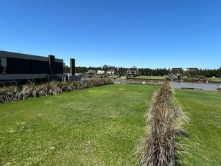 Foto 8 de Terreno en  venta en Barrio San Juan, Tigre
