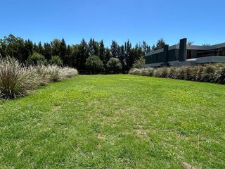 Foto 9 de Terreno en  venta en Barrio San Juan, Tigre