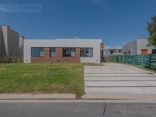 Foto 4 de Casa en venta en el Barrio Vistas, PUERTOS / ESCOBAR