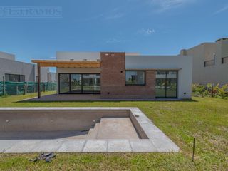 Foto 6 de Casa en venta en el Barrio Vistas, PUERTOS / ESCOBAR