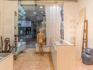 Foto 6 de Local en venta en  Galería París - Caballito - Excelente ubicación