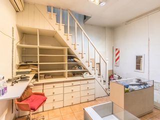 Foto 4 de Local en venta en  Galería París - Caballito - Excelente ubicación