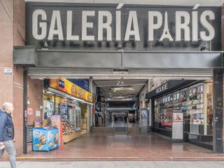 Foto 19 de Local en venta en  Galería París - Caballito - Excelente ubicación