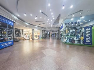 Foto 14 de Local en venta en  Galería París - Caballito - Excelente ubicación