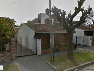 Foto 6 de PH en venta - 2 Dormitorios 1 Baño - Cocheras - 200Mts2 - Quilmes Oeste