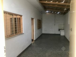 Foto 2 de Muy buen 2 amb sin expensas a mts de líneas de colectivos!!!
