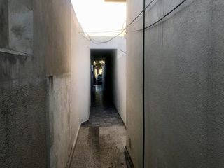Foto 11 de Muy buen 2 amb sin expensas a mts de líneas de colectivos!!!