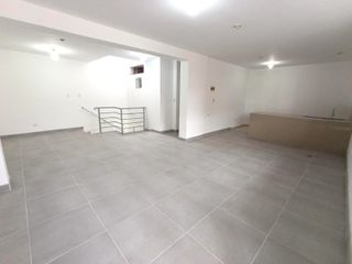 Foto 6 de Vendo Dúplex 1er Piso en Pamplona