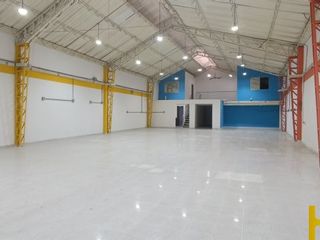 Foto 1 de Bodega en Arriendo Ubicado en Medellín Codigo 985