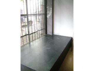 Foto 7 de Excelente local sin expensas.