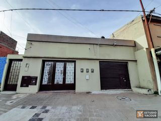 Foto 1 de Casa de 2 dormitorios 1 baño en venta 443 mts2 totales  - La Plata