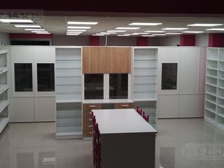 Foto 3 de Impecable Local en Monserrat