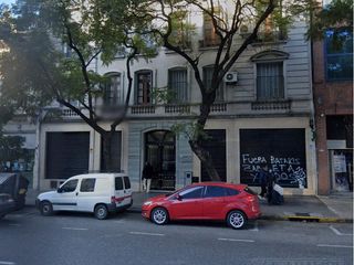 Foto 1 de Impecable Local en Monserrat