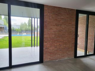 Foto 14 de Casa a estrenar en Sauces del Limay