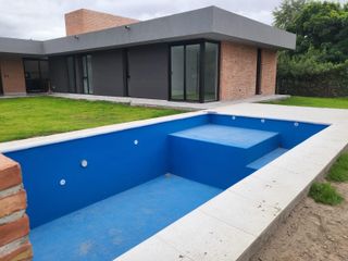 Foto 1 de Casa a estrenar en Sauces del Limay