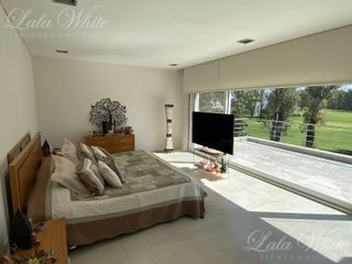Foto 23 de Casa en venta en Saint Thomas Este Canning