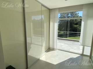 Foto 24 de Casa en venta en Saint Thomas Este Canning