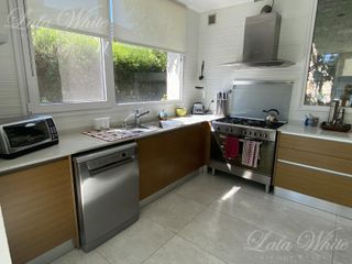 Foto 13 de Casa en venta en Saint Thomas Este Canning