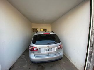Foto 19 de Casa en venta - 3 dormitorios 2 baños 1 cochera - 100mts2 - Los Hornos