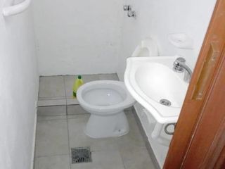 Foto 18 de Casa en venta - 3 dormitorios 2 baños 1 cochera - 100mts2 - Los Hornos