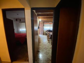 Foto 11 de Casa en venta - 3 dormitorios 2 baños 1 cochera - 100mts2 - Los Hornos