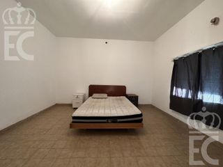 Foto 15 de Venta - Casa - 3 ambientes - c/cochera.