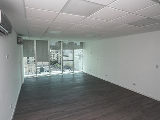 Foto 2 de OFICINA PREMIUM VENTA CALIDAD CONSCTRUCTIVA CENTRO ROSARIO