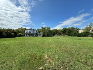 Foto 32 de Casa en venta - 3 Dormitorios 2 Baños - 2000Mts2 - Haras Del Sur I