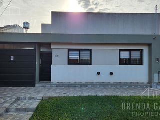 Foto 1 de Casa En Planta Baja En Venta - Colon Entre Rios